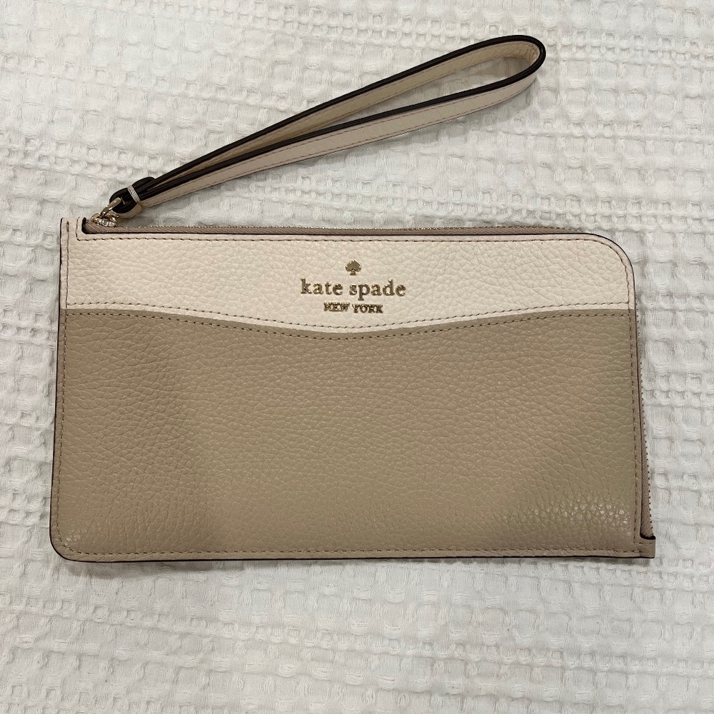 Kate Spade Wristlet, Tan and Cream Colored, Wallet - Colorblock light sand